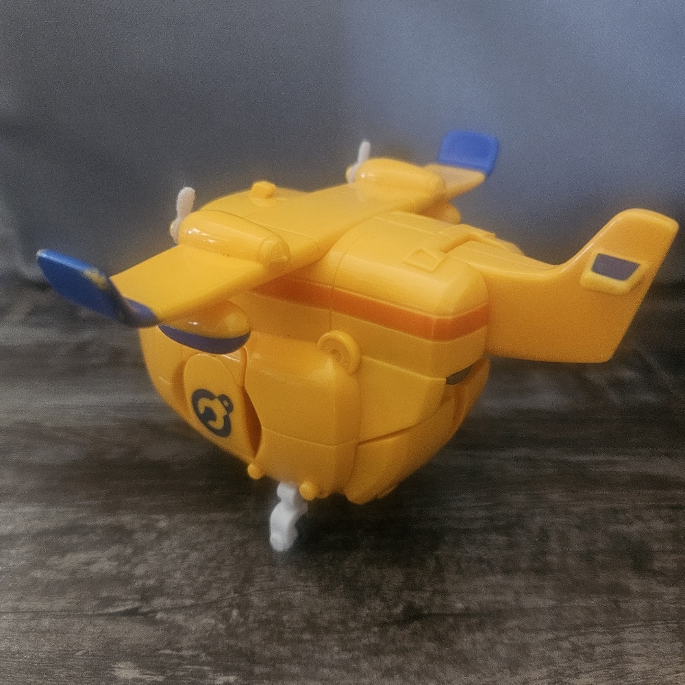 Super Wings 5" Transforming Donnie Plane Toy - Picture 4 of 7
